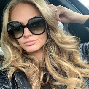 Meet your Posher, Deirdre